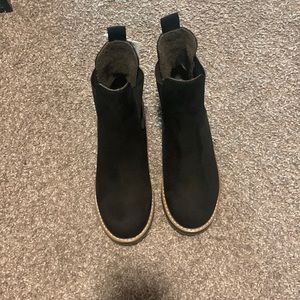 Kensie Black booties